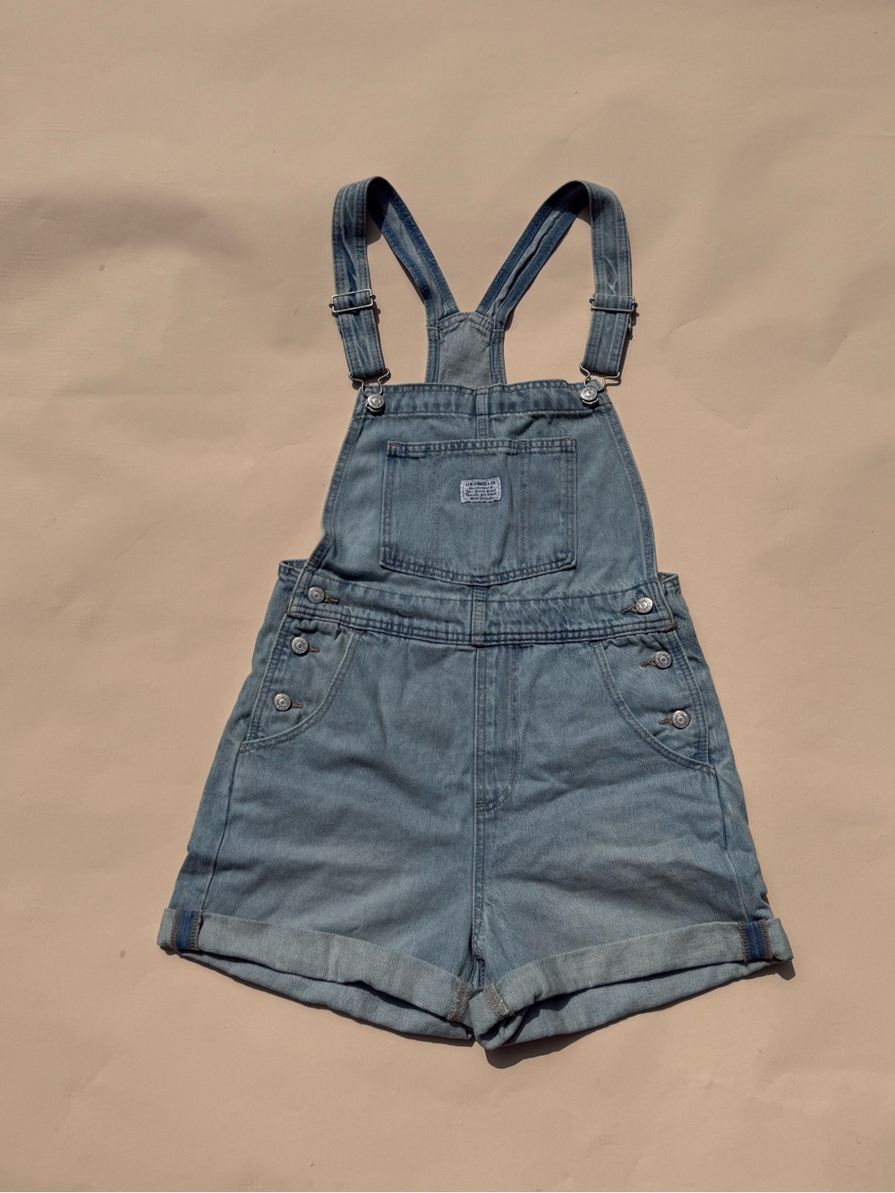 Levi’s Vintage Cuffed Overall Shorts NWT Size S Denim Shortalls